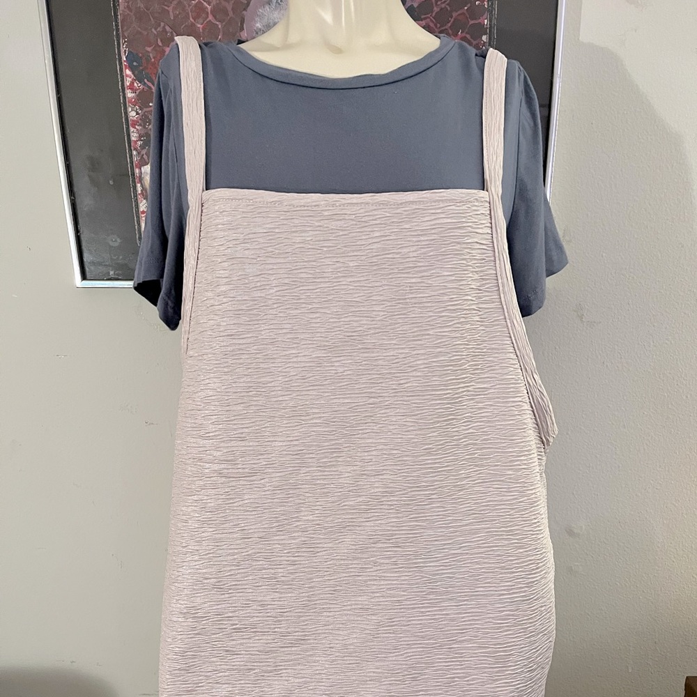 Hayden Los Angeles Midi Dress